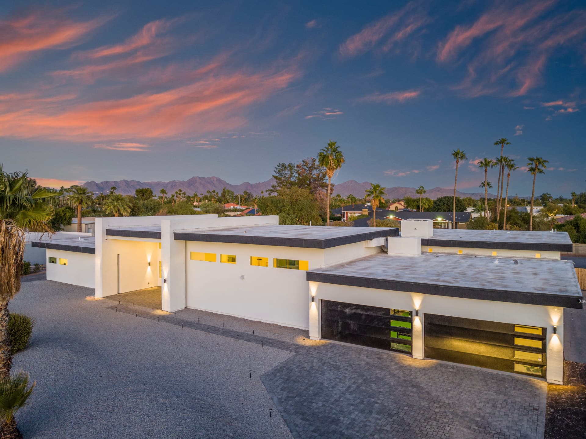 Miller RD luxury spec home in North Scottsdale, Arizona